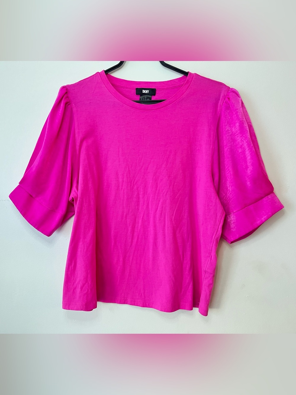 DKNY Bright Fuchsia Puff Sleeve Short Sleeve Tee